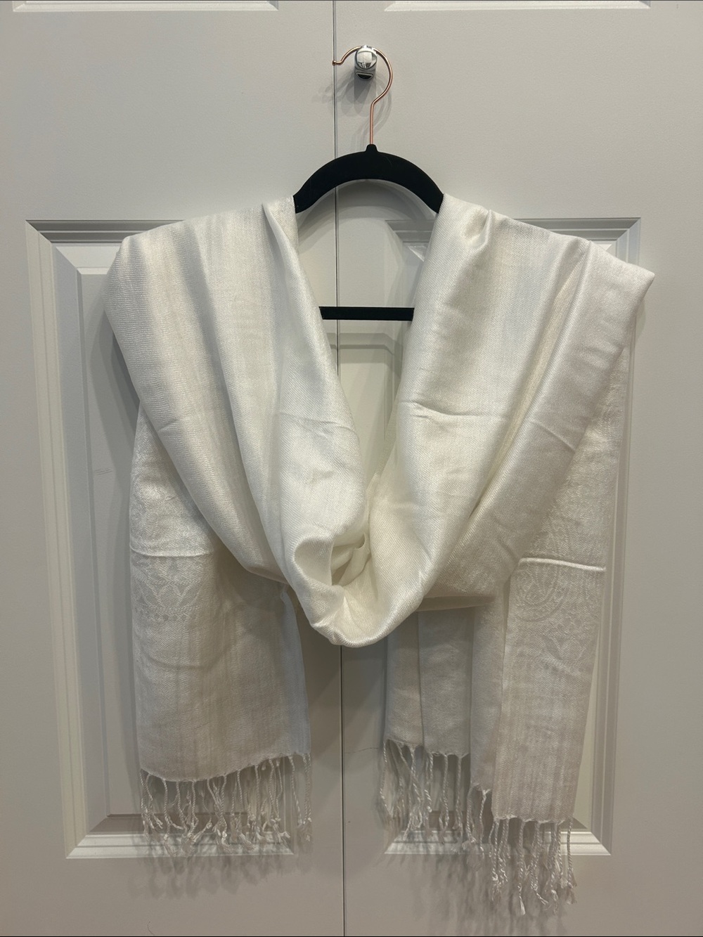 Elegant Pashmina & Silk Blend Ivory Fringe Wrap Scarf